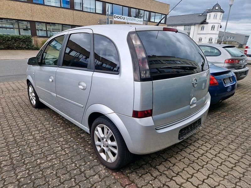 Gebraucht Opel Meriva 90 PS (66 kW) 2007 Silber Van / Kleinbus