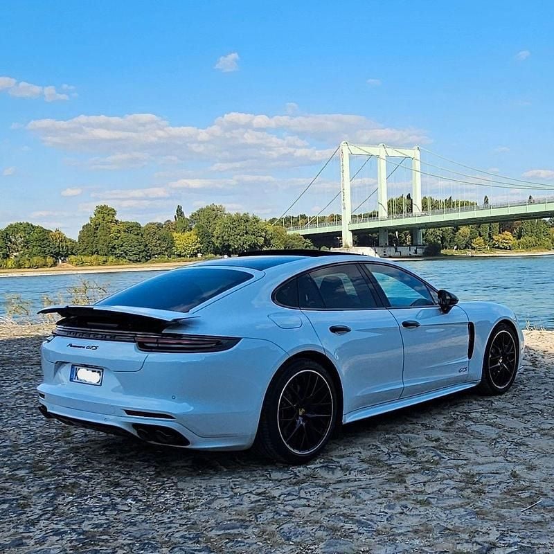 Gebraucht Porsche Panamera Chrono 460 PS (338 kW) 2019 Weiß Limousine