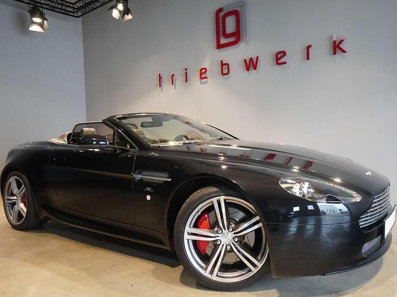 Schwarz Gebraucht 2008 Aston Martin V8 Vantage Coupé | 64.941 € - Bild 1/3
