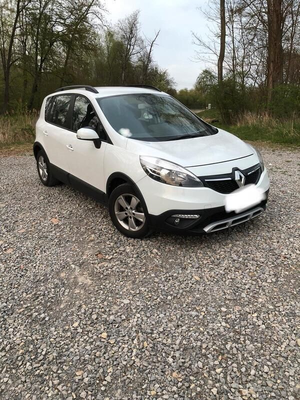 Weiß Gebraucht 2013 Renault Scénic III Van / Kleinbus | 4.500 € (Superpreis) - Bild 1/4