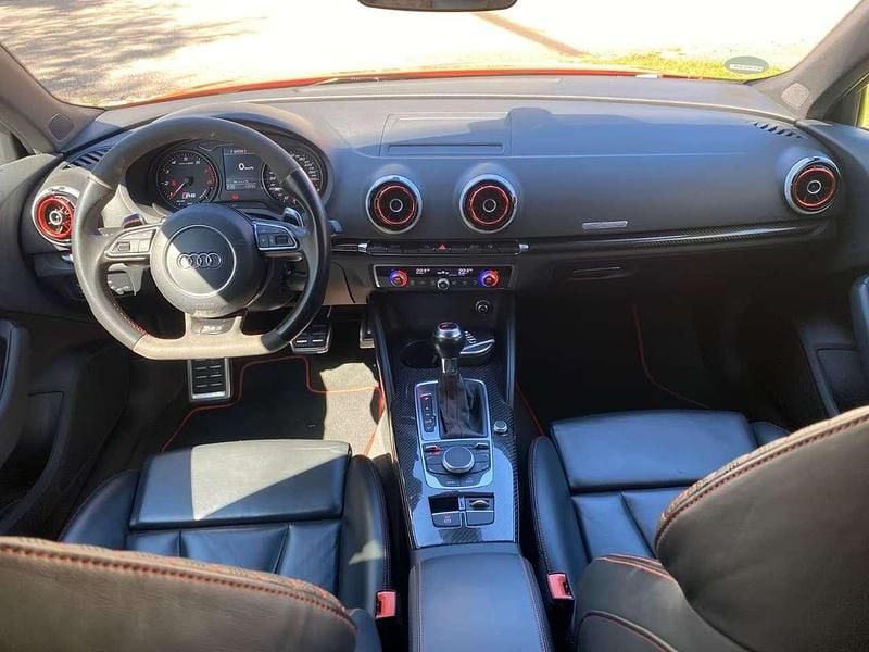 Gebraucht Audi RS3 Sport 367 PS (269 kW) 2016 Rot Limousine