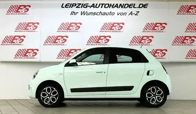 Gebraucht Renault Twingo LIMITED 73 PS (53 kW) 2020 Grün Kleinwagen