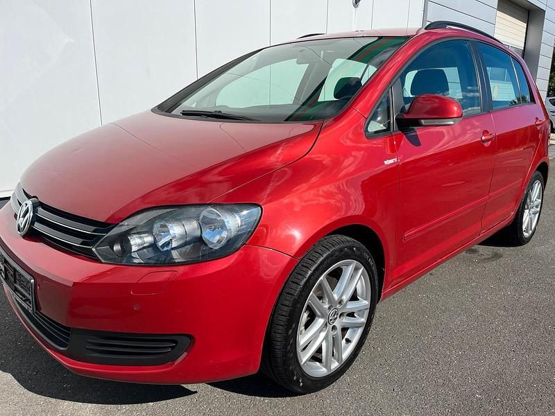 Rot Gebraucht 2009 VW Golf Plus Cross Van / Kleinbus | 1.990 € (Superpreis) - Bild 1/4
