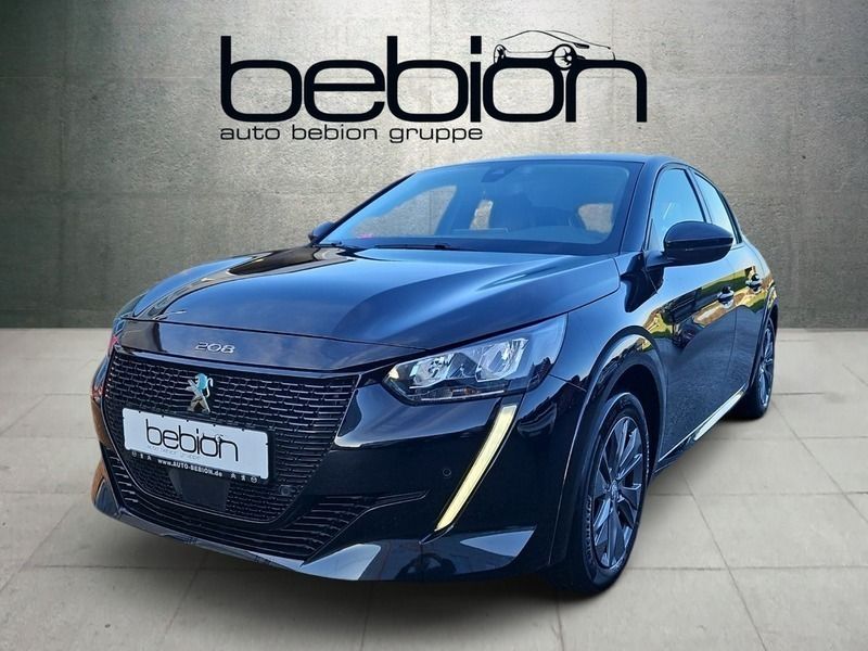 Schwarz Gebraucht 2020 Peugeot e-208 Allure Kleinwagen | 15.480 € (Fairer Preis) - Bild 1/4