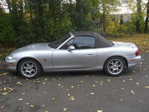Usata Mazda MX5 190 CV (139 kW) 1999 Argento Cabrio
