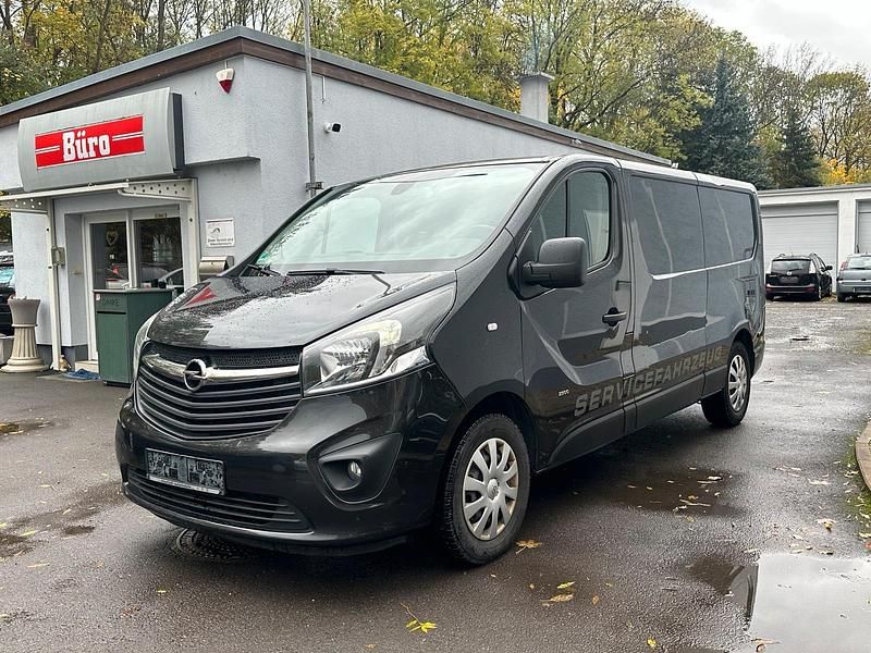 Schwarz Gebraucht 2017 Opel Vivaro Van | 8.800 € (Superpreis) - Bild 1/4