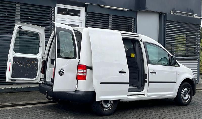 Second-hand VW Caddy 102 CP (75 kW) 2015 Alb Monovolum