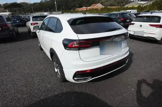Gebraucht VW Taigo R-line 110 PS (80 kW) 2023 Weiß SUV