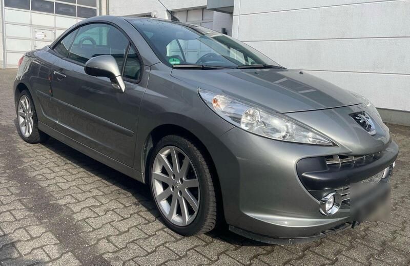 Grau Gebraucht 2009 Peugeot 207 CC Cabrio | 6.450 € (Fairer Preis) - Bild 1/4