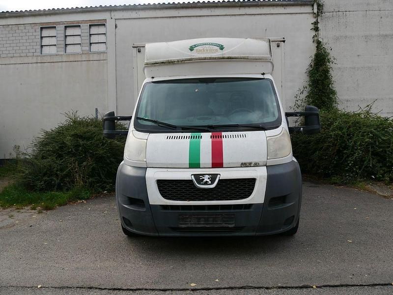 Gebraucht Peugeot Boxer 158 PS (116 kW) 2010 Weiß Van
