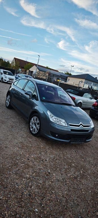 Grau Gebraucht 2008 Citroën C4 VTR Sport Limousine | 1.499 € (Fairer Preis) - Bild 1/4