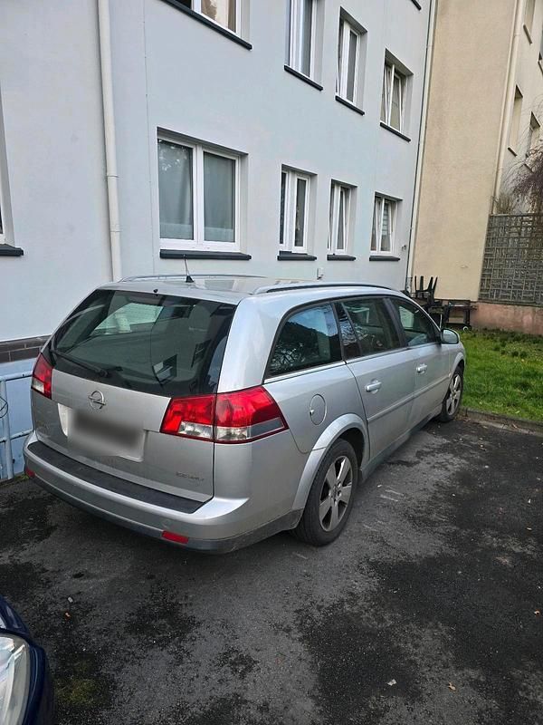 Gebraucht Opel Vectra 155 PS (114 kW) 2004 Silber Kombi