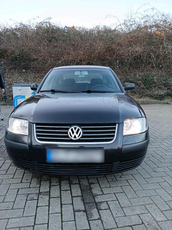 Gebraucht VW Passat 131 PS (96 kW) 2002 Kleinwagen