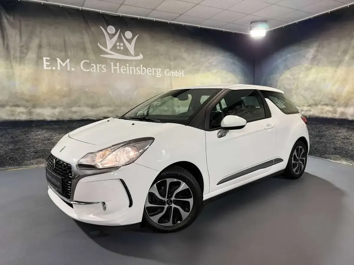 Gebraucht Citroën DS3 99 PS (72 kW) 2018 Lack weiss banquise Limousine