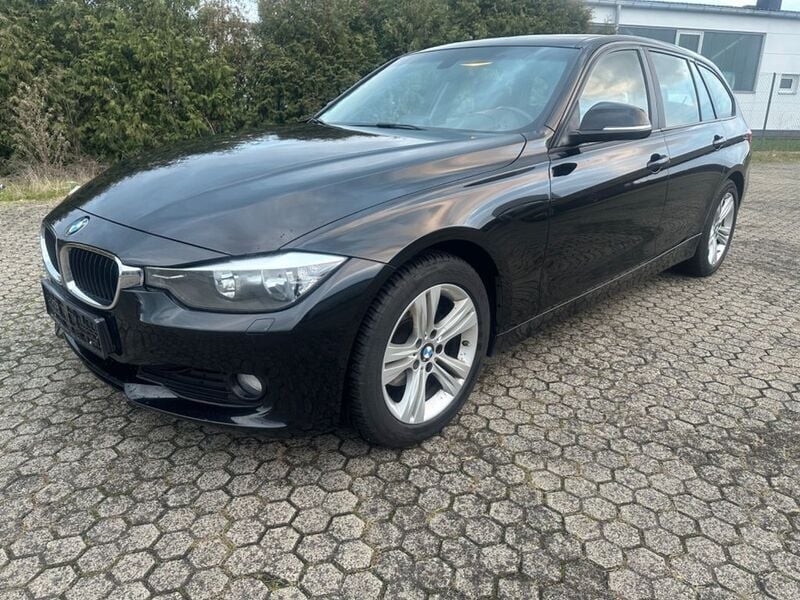 Schwarz ii Gebraucht 2013 BMW 316 Kombi | 7.990 € (Fairer Preis) - Bild 1/4
