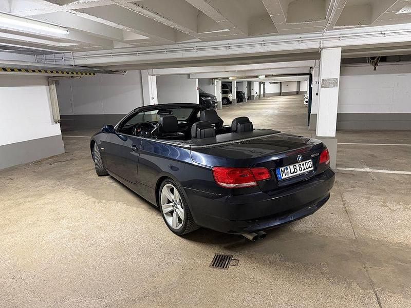 Gebraucht BMW 325 Cabriolet 218 PS (160 kW) 2007 Blau Cabrio