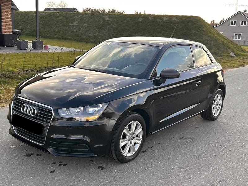 Gebraucht Audi A1 86 PS (63 kW) 2011 Schwarz Kleinwagen