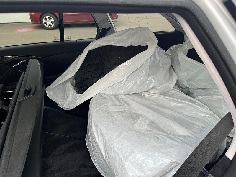 Gebraucht Mercedes E320 AMG 224 PS (164 kW) 2008 Silber Kombi