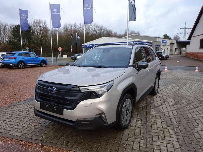 Cashmere gold opal Neu 2025 Subaru Forester Exclusive+ SUV | 43.068 € (Fairer Preis) - Bild 1/4