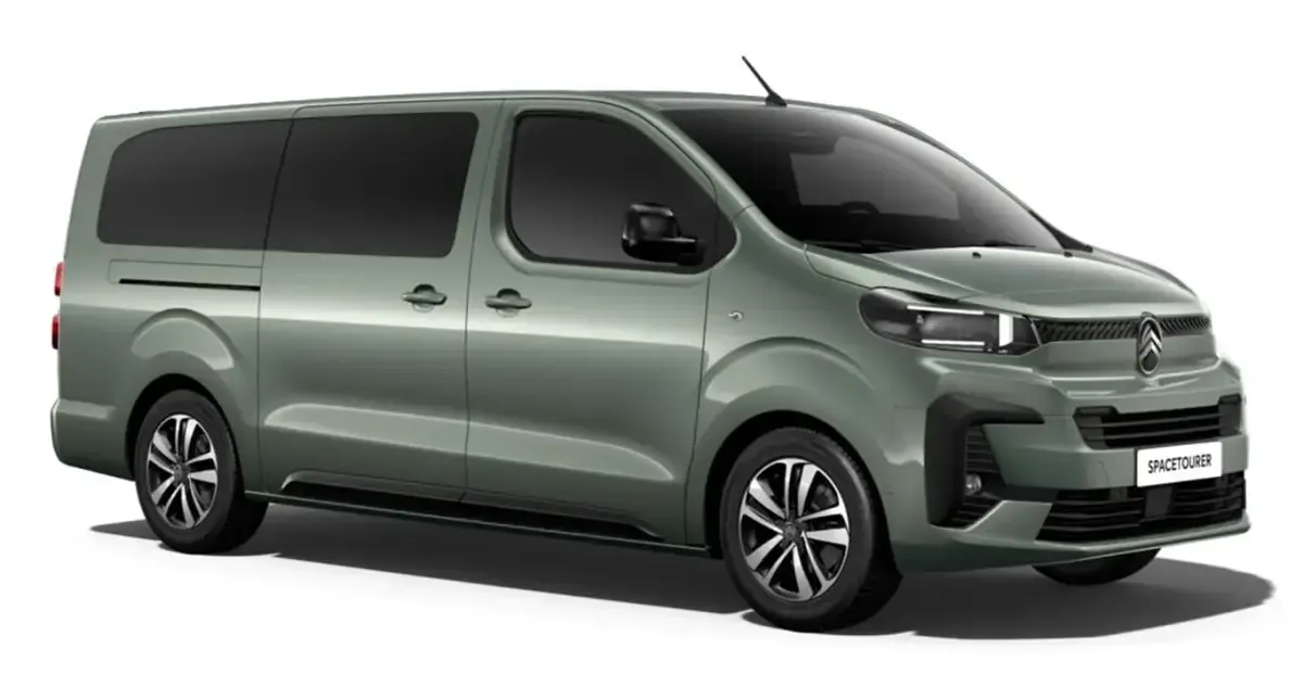 Neu Citroën Spacetourer 179 PS (131 kW) 2026 Kapari grün metallic Van / Kleinbus