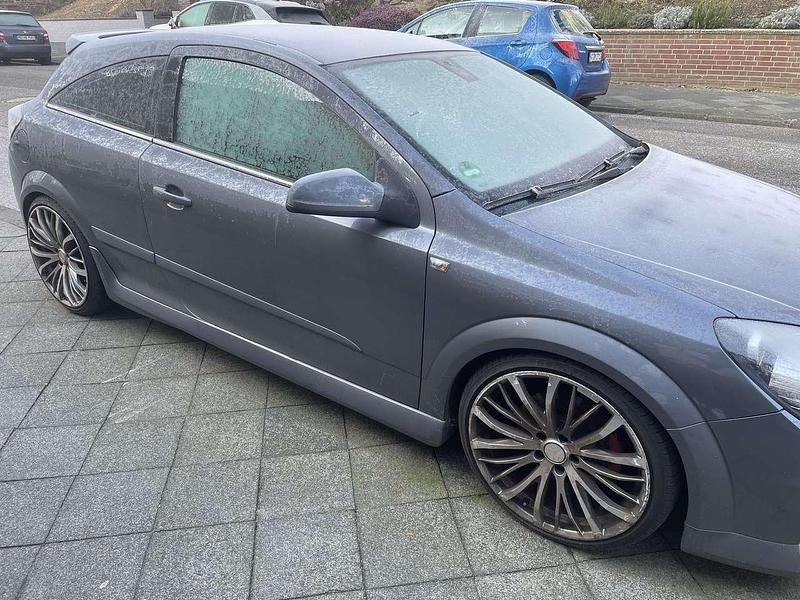 Gebraucht Opel Astra GTC 170 PS (125 kW) 2005 Grau Coupé