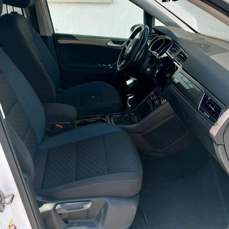 Gebraucht VW Touran R-line 150 PS (110 kW) 2020 Weiß Van / Kleinbus
