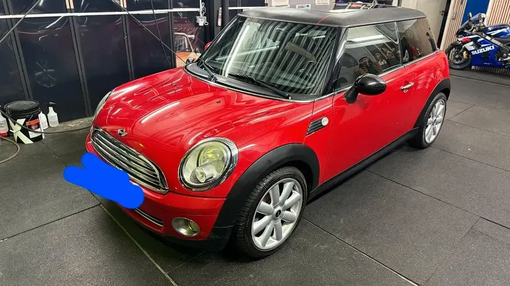 Usado Mini Cooper 75 CV (55 kW) 2010 Rojo Utilitario