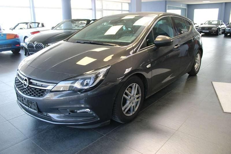 Gebraucht Opel Astra 125 PS (91 kW) 2016 Grau Limousine