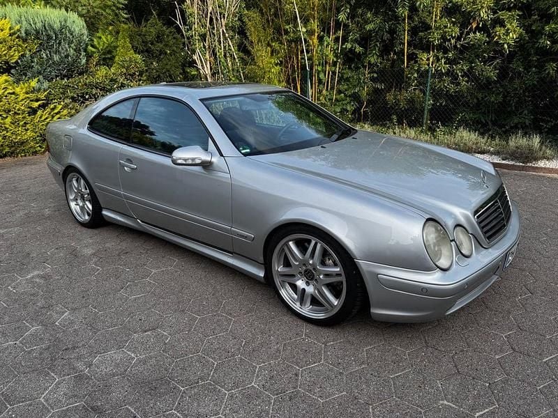 Silber Gebraucht 2000 Mercedes CLK55 AMG AMG Coupé | 13.900 € (Fairer Preis) - Bild 1/4