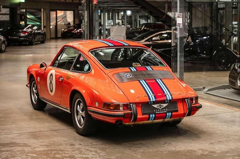 Gebraucht Porsche 911 125 PS (91 kW) 1971 Porsche blutorange 2323 Coupé