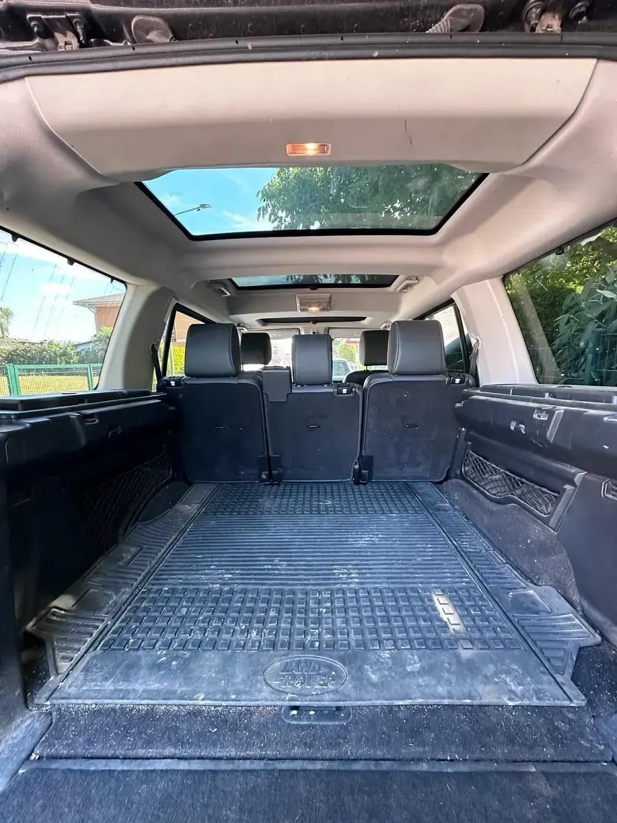 Gebraucht Land Rover Discovery 4 256 PS (188 kW) 2014 Schwarz SUV