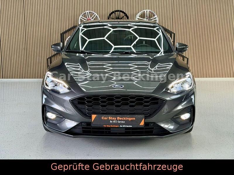 Gebraucht Ford Focus ST-Line 182 PS (133 kW) 2019 Grau Limousine