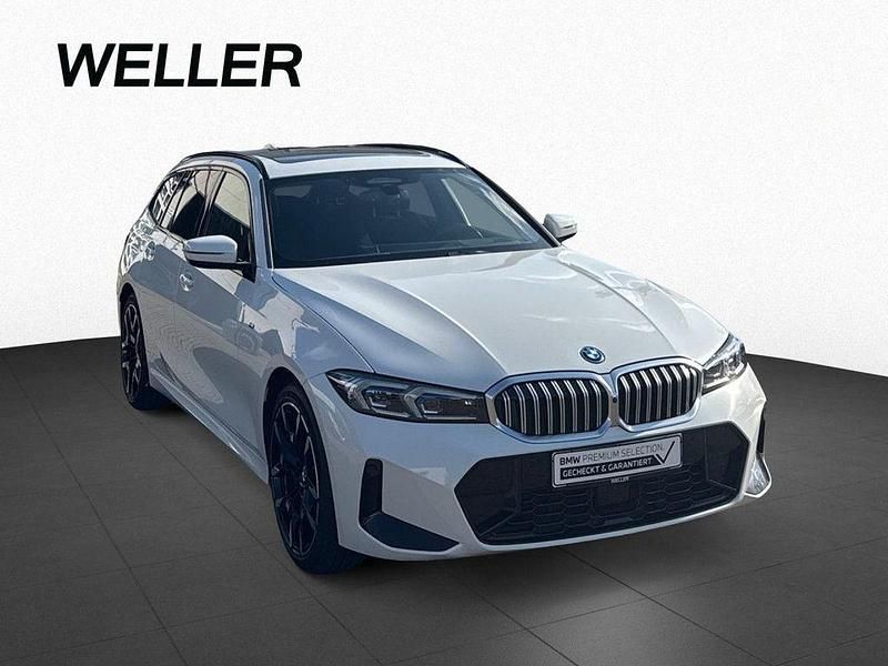 Gebraucht BMW 330e M Sport 292 PS (214 kW) 2025 Alpinweiss iii (weiß) Kombi