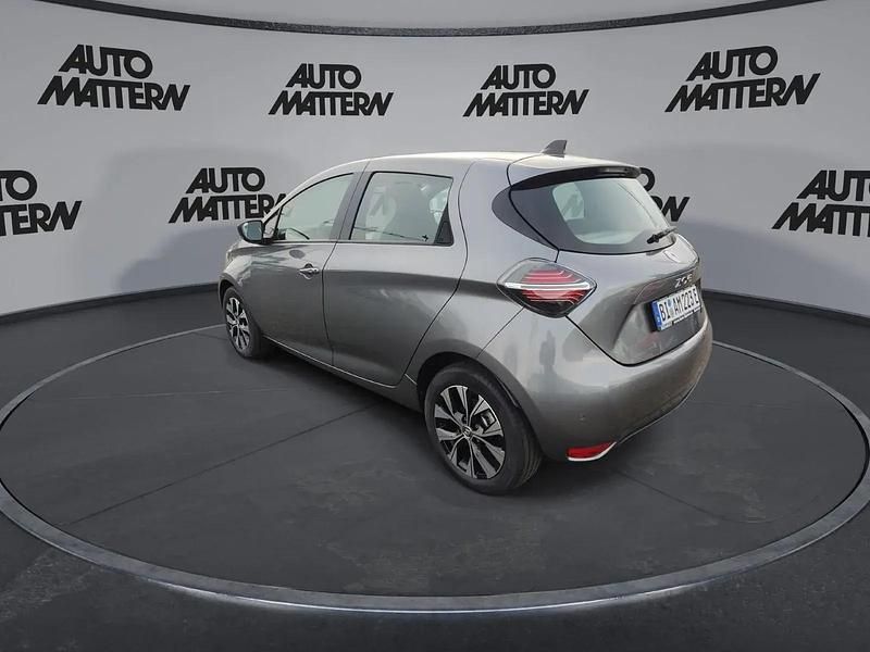 Second-hand Renault Zoe Evolution 50 kW (69 CP) 2023 Gri Hatchback