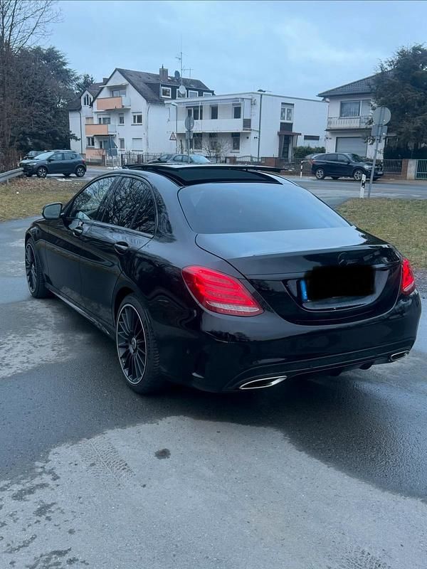Gebraucht Mercedes C400 AMG line 333 PS (244 kW) 2018 Schwarz Limousine