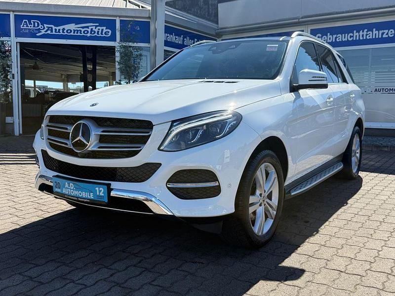 Weiß Gebraucht 2018 Mercedes GLE350 SUV | 38.990 € (Etwas zu teuer) - Bild 1/4