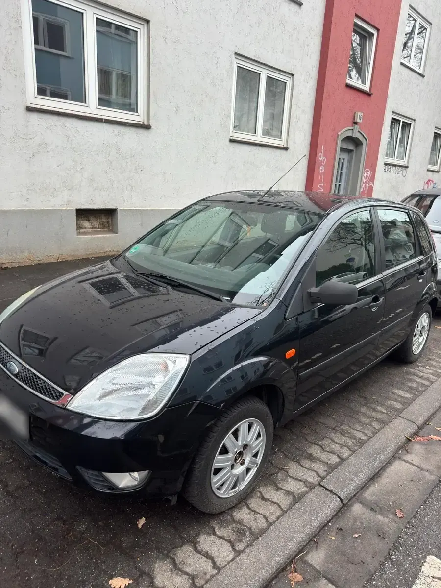 Usata Ford Fiesta 80 CV (58 kW) 2002 Nero Utilitaria
