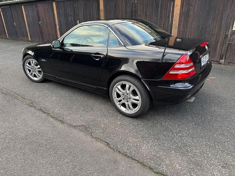Schwarz Gebraucht 2004 Mercedes SLK230 Edition Cabrio | 6.000 € (Superpreis) - Bild 1/4