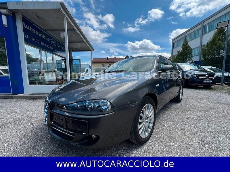 Grau Gebraucht 2008 Alfa Romeo 147 Progression Kleinwagen | 2.990 € (Teuer) - Bild 1/4