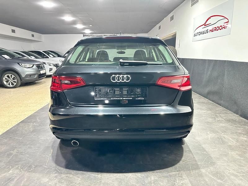 Gebraucht Audi A3 Ambition 105 PS (77 kW) 2013 Schwarz Limousine