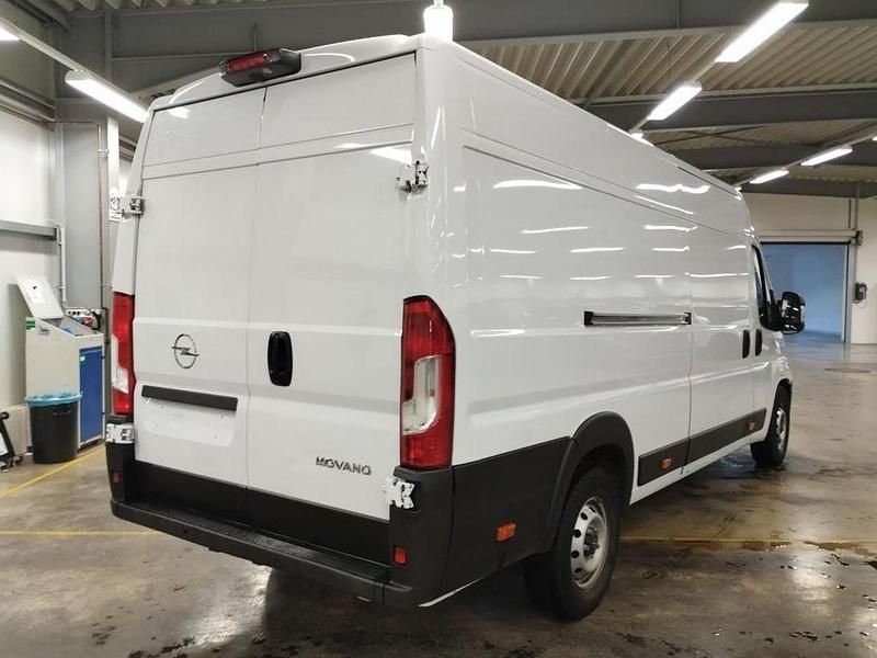 Gebraucht Opel Movano 140 PS (102 kW) 2024 Weiß Van