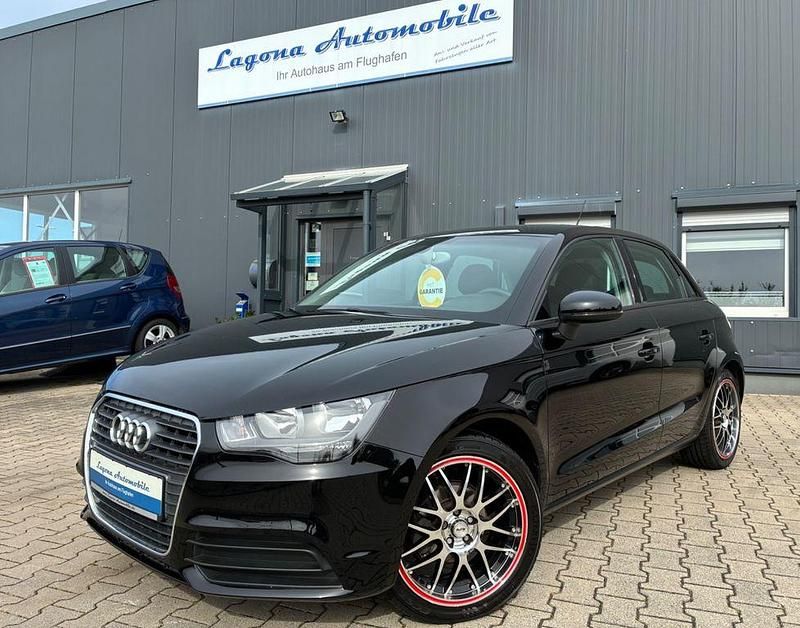 Schwarz Gebraucht 2015 Audi A1 Sportback Attraction Kleinwagen | 8.499 € (Guter Preis) - Bild 1/4