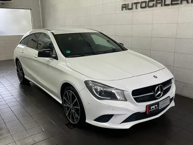 Gebraucht Mercedes CLA180 Shooting Brake 122 PS (89 kW) 2016 Weiß Kombi