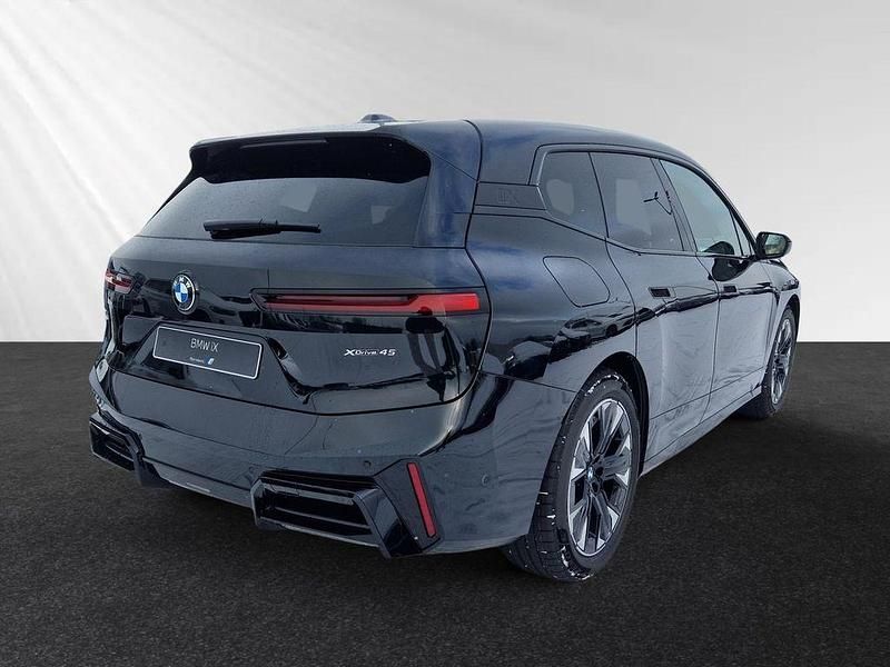 Neu BMW iX M Sport 300 kW (408 PS) 2026 Black sapphire metallic SUV