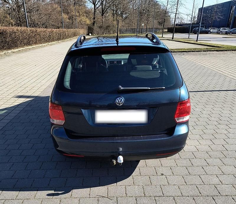 Gebraucht VW Golf V Individual 105 PS (77 kW) 2009 Blau Kombi