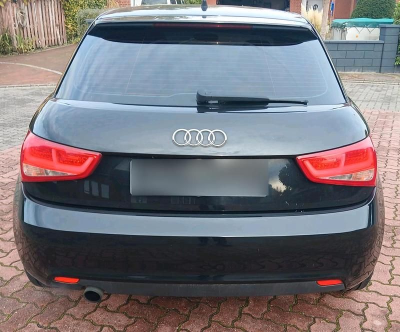 Gebraucht Audi A1 Design 105 PS (77 kW) 2011 Schwarz Kleinwagen