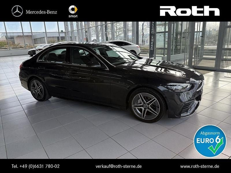 Grau Gebraucht 2024 Mercedes C300 AMG Limousine | 43.999 € (Fairer Preis) - Bild 1/4