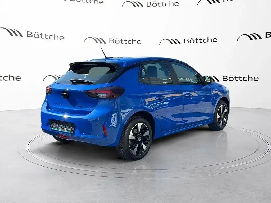Neu Opel Corsa-e Edition 100 kW (136 PS) 2026 Lackierung voltaic blue met/typ aussenverkleidung metalliclackierung Kleinwagen