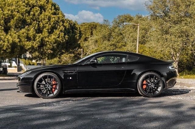 Gebraucht Aston Martin V12 Vantage 572 PS (420 kW) 2018 Schwarz