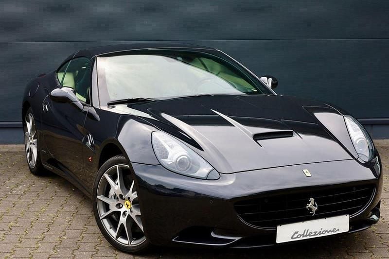 Gebraucht Ferrari California 460 PS (338 kW) 2010 Nero setoso Cabrio